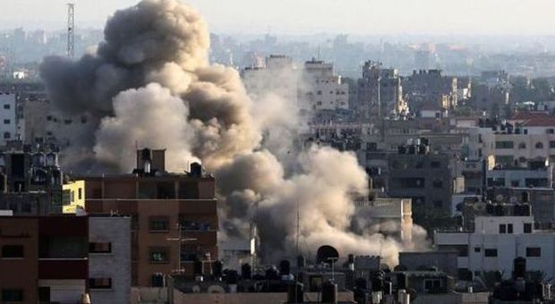 Israele, nuovi attacchi su Gaza: 17 morti. Oggi si riunisce l'Onu