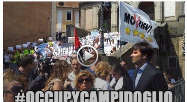 Mafia capitale, ​Grillo: OccupyCampidoglio, il Comune va disinfestato