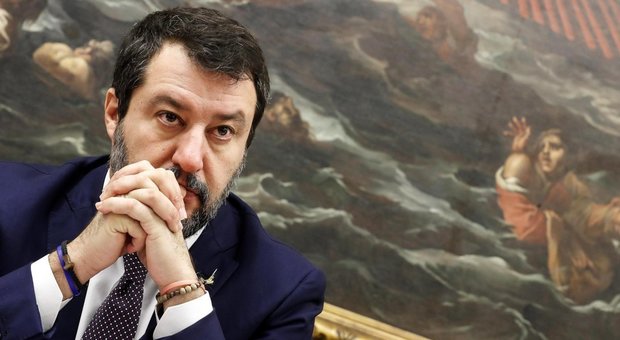 Sondaggi, Salvini sorpassa Conte nella classifica dei leader con più fiducia. Lega primo partito