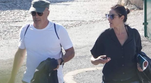 Fase 3, vacanze a Ischia: sull'isola l'ambasciatore di Israele e la coppia Zingaretti-Ranieri