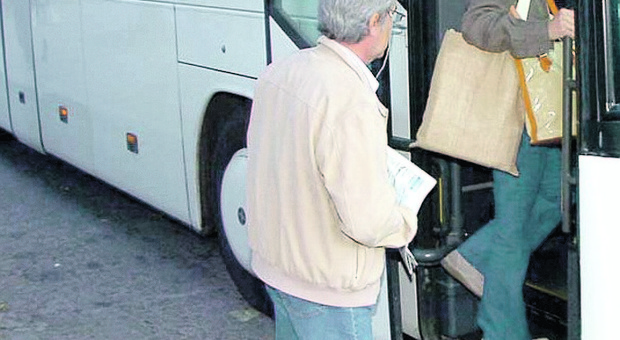 Ascoli, la Start taglie le corse dei bus, dal 21 gennaio Roma è più lontana