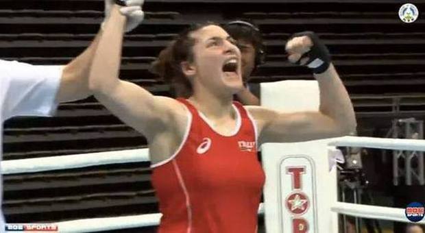 Angela Carini, medaglia d'oro ai mondiali di boxe