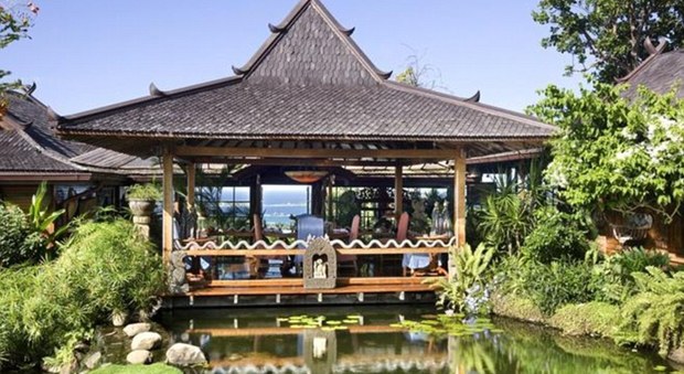 immagine David Bowie, la sua mega-villa sull'isola di Mustique venduta per oltre 18 milioni di euro