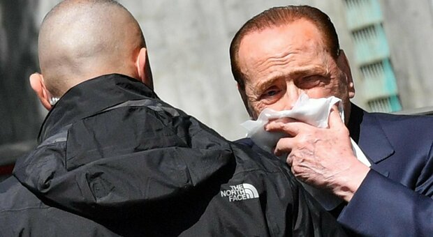 Berlusconi in ospedale: ricoverato da tre giorni per problemi di salute
