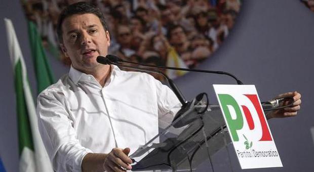 Renzi contro tutti, scontro con la minoranza ​all'assemblea Pd: "Governo fino al 2018"