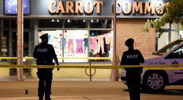Toronto, spari in strada: nove feriti. Ucciso l'attentatore
