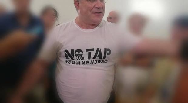 Trasferito a Monteroni il parroco anti-Tap. Sul web il saluto del sindaco