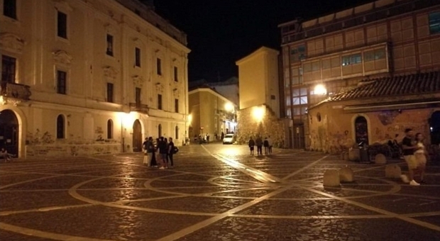 piazza Vari