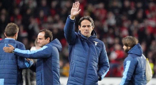 Simone Inzaghi saluta l'Europa League
