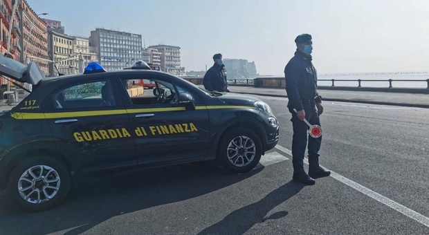 Controlli anti-Covid a Napoli: 127 multe dal centro alla periferia