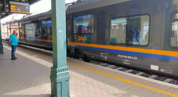 Boom di viaggi in treno ad agosto: ecco le mete preferite dagli italiani, ci sono anche due città pugliesi