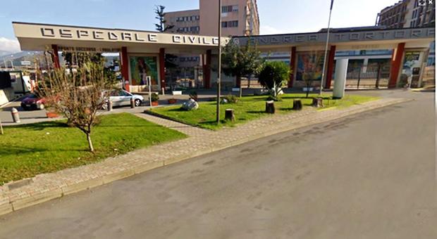 Blitz dei Nas all'ospedale di Pagani, maxi sequestro e tecnici denunciati
