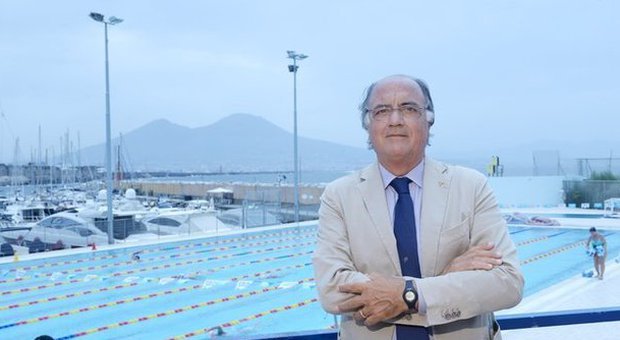 Bufera alla Canottieri Napoli: si dimette il presidente Sabbatino