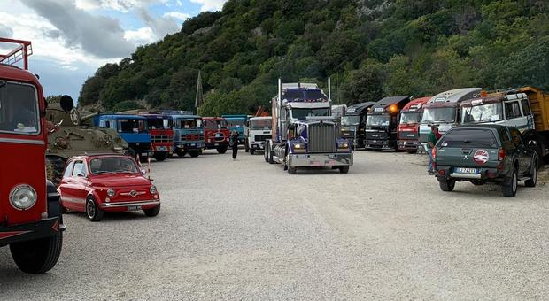 Giornata del veicolo d'epoca: 35 camion storici affollano il raduno organizzato a Nepi