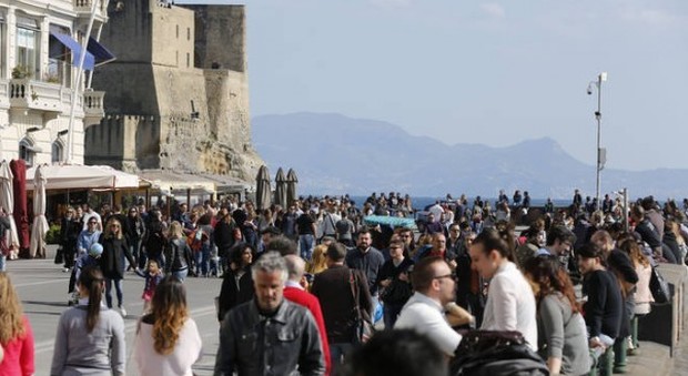 Ognissanti a Napoli: pienone turisti prenotato il 90% degli hotel