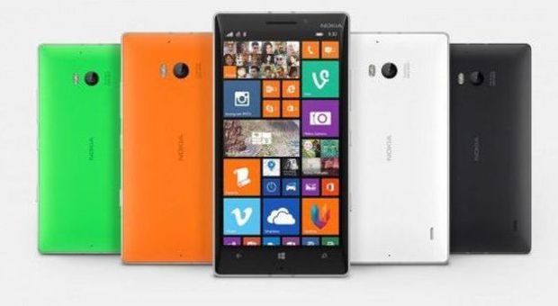 Lumia 930, Nokia mostra il top di gamma prima del passaggio a Microsoft