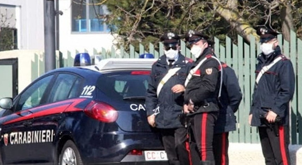 Espulso dall'Italia nel 2016, era rientrato come clandestino: albanese in arresto nel Napoletano