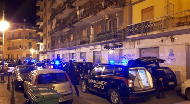 Controllo in casa, carabinieri trovano pistola illegale: uomo finisce in carcere
