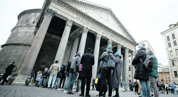 Pantheon, ticket a 5 euro: i romani non pagheranno. Accordo tra ministero della Cultura e Vicariato