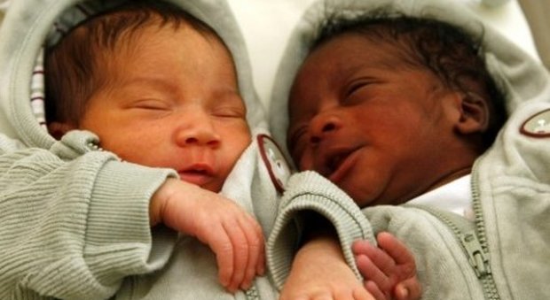 Il bonus bebè spetta anche agli stranieri regolari: un tribunale condanna l'Inps