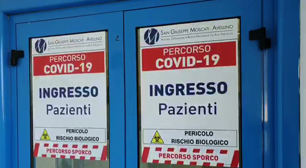 Coronavirus nell'ospedale di Avellino: positivi altri tre camici bianchi