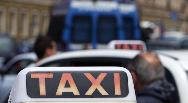 Taxi, i sindacati annunciano: sciopero generale il 21 novembre