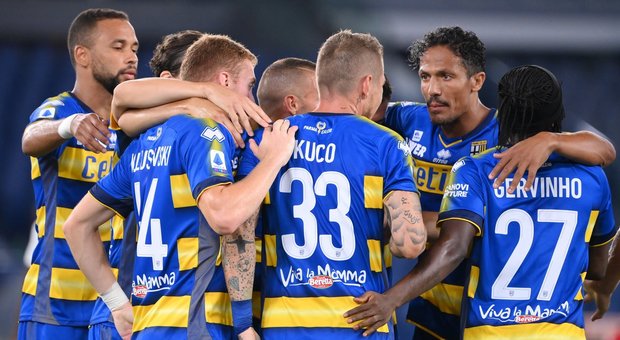 Parma, tutta la squadra negativa ai test Covid: col Bologna si gioca
