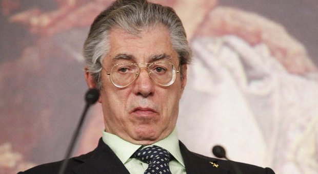 Umberto Bossi ricoverato in ospedale per una caduta a Montecitorio