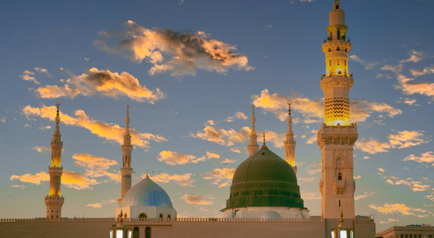 Viaggio a Medina: alla scoperta della città "illuminata" che ha aperto al turismo