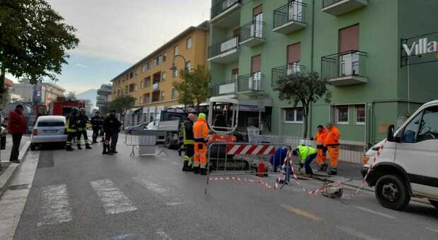 Fuga di gas, paura in centro a Cassino. Chiuso corso della Repubblica