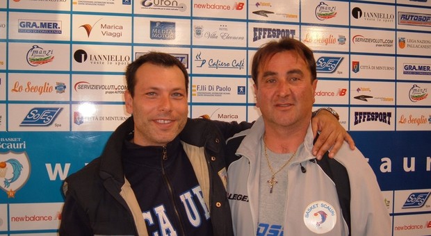 Il coach dello Scauri Enrico Fabbri (a sinistra) con il presidente Roberto Di Cola