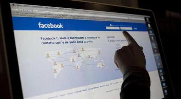 Gli insulti su Facebook possono costare il carcere: ecco la sentenza della Cassazione