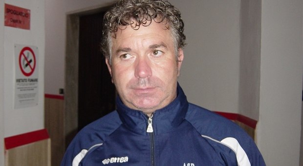 Giuseppe Santoni, allenatore del Camerino