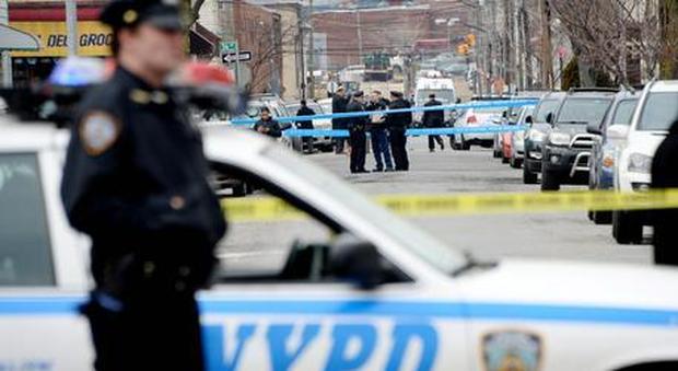 New York, accumulavano esplosivo per fabbricare bombe: arrestati due gemelli