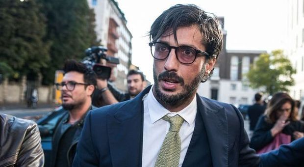 Milano, Corona in Tribunale: «Sono un uomo nuovo, rinnovatemi l'affidamento a don Mazzi»