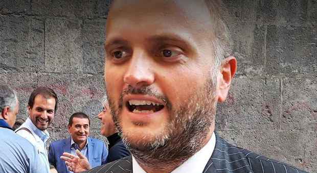 Rapinatore ucciso a Napoli, candidato Pd: «Uno di meno, complimenti al gioielliere»