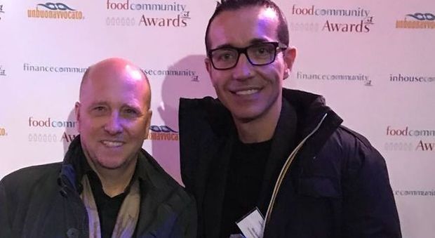 I “foodcommunity Awards” premiano Gino Sorbillo come Ambasciatore della Pizza nel Mondo