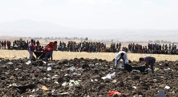 immagine Precipita aereo Ethiopian Airlines: 157 morti, 8 sono italiani