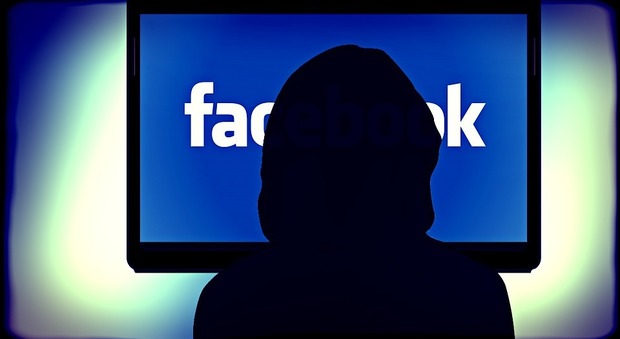 Allarme virus attraverso Facebook: i consigli della Polizia Postale