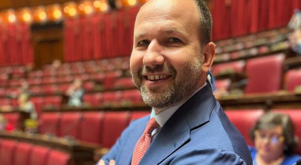 immagine Intervista a Gianpiero Zinzi sull'autonomia differenziata: «Occasione per il Sud, sbagliato combattere contro la riforma»