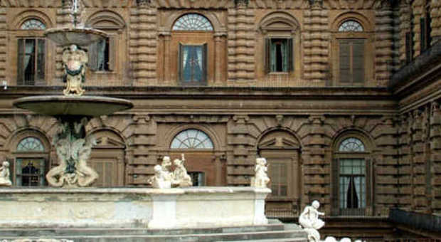 La Galleria del Costume compie 30 anni A Palazzo Pitti in mostra gli abiti più belli