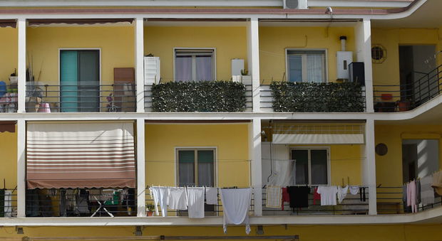 Istat, quattro italiani su 10 sotto il limite di povertà vivono in case di proprietà: una su 5 paga un mutuo