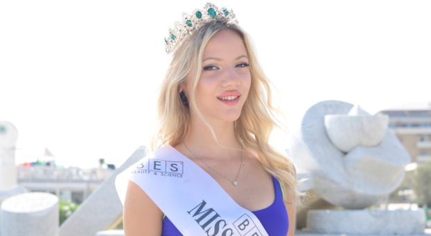 Pescara, la reginetta è una studentessa: Camilla De Berardinis eletta Miss Grand Prix
