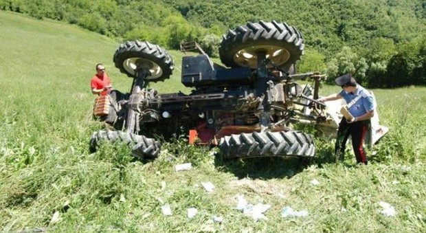Rieti, si ribalta trattore: muore autotrasportatore di 45 anni