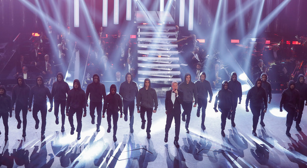 immagine Sanremo 2019, l'inizio della seconda serata (foto Davide Fracassi/Ag.Toiati)