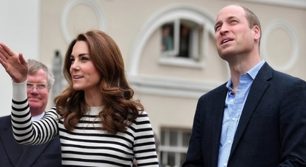 Kate Middleton e William, l'indiscrezione choc: «La maestra di baby George si è innamorata di lui...»