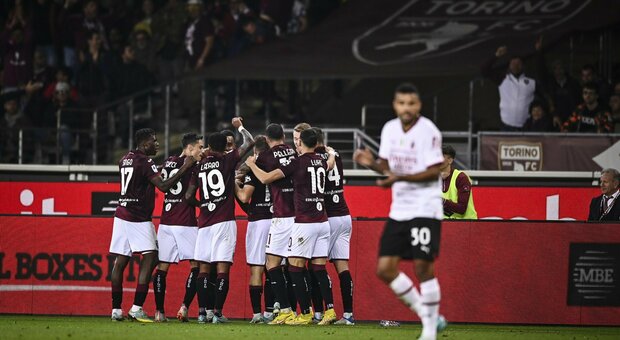 Milan, che tonfo contro il Torino: i rossoneri perdono 2-1 e scivolano al terzo posto