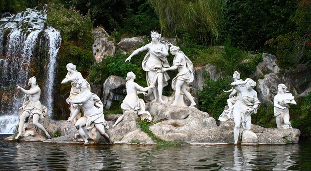 Reggia di Caserta, restaurata la fontana di Diana e Atteone