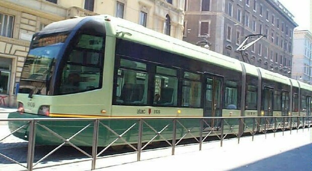 Roma, il Campidoglio punta sui tram: «Commissari per 5 linee». Obiettivo Giubileo