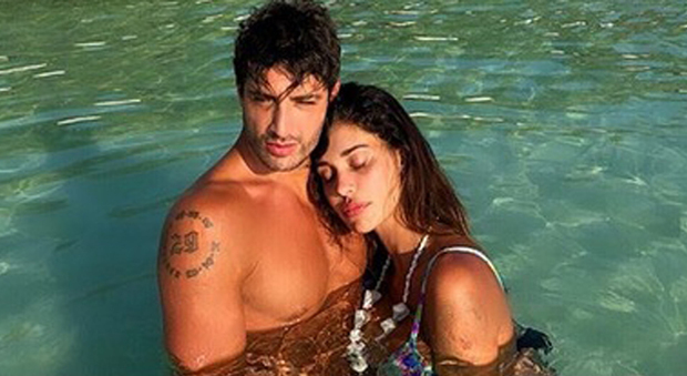 Belen Rodriguez e Andrea Iannone (Instagram)